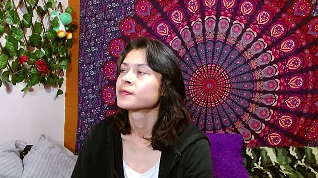 Snapshot of AbbySccott chatting on January 21, 1:18 am AbbySccott online show from January 21, 1:18 am