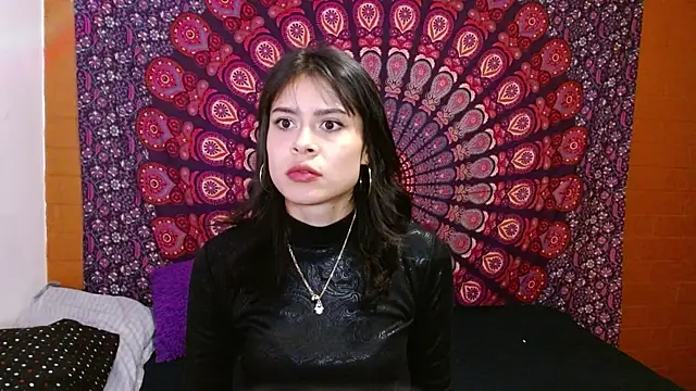 Snapshot of AbbySccott chatting on October 18, 12:13 am AbbySccott online show from October 18, 12:13 am