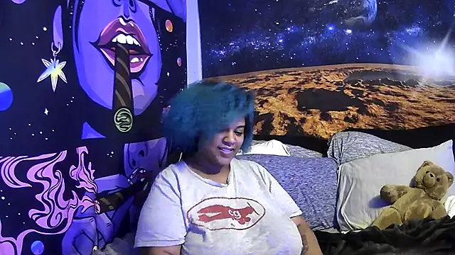 Snapshot of AutumnHart chatting on December 31, 1:26 am AutumnHart online show from December 31, 1:26 am