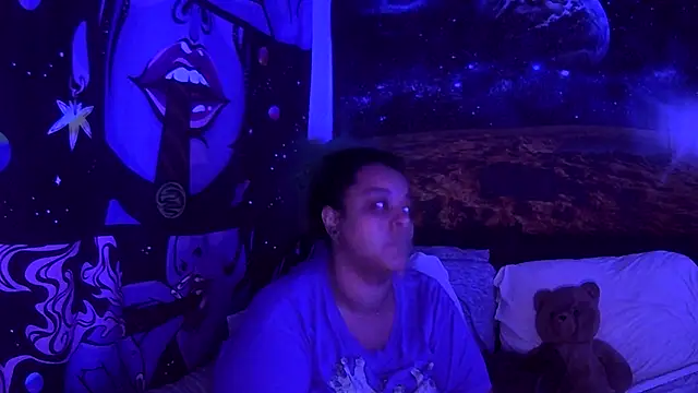 Snapshot of AutumnHart chatting on January 8, 3:50 pm AutumnHart online show from January 8, 3:50 pm