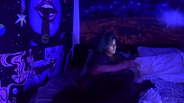 Snapshot of AutumnHart chatting on January 10, 2:57 am AutumnHart online show from January 10, 2:57 am