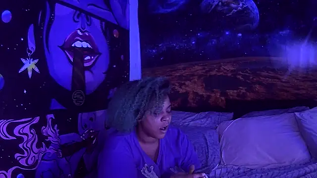 Snapshot of AutumnHart chatting on January 31, 4:17 pm AutumnHart online show from January 31, 4:17 pm