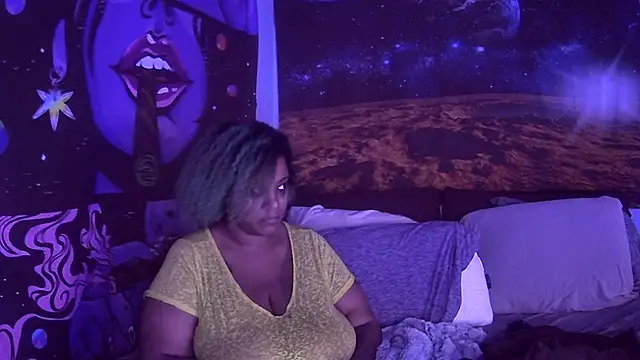 Snapshot of AutumnHart chatting on February 4, 9:31 pm AutumnHart online show from February 4, 9:31 pm