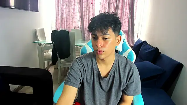 Franco Rizzo  online show from February 8, 7:49 pm