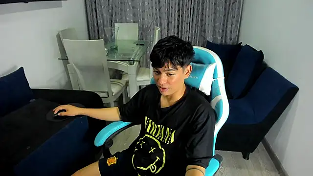 Franco Rizzo  online show from February 13, 11:37 pm