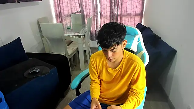 Franco Rizzo  online show from February 19, 8:20 pm