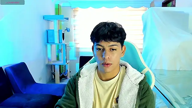 Franco Rizzo  online show from October 2, 9:22 pm