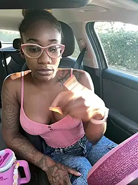 VixenCapri online show from December 24, 3:05 pm