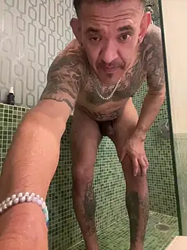 RoodoggXL online show from February 8, 7:34 am