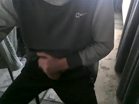 hornyman18cm39 online show from January 29, 11:30 am