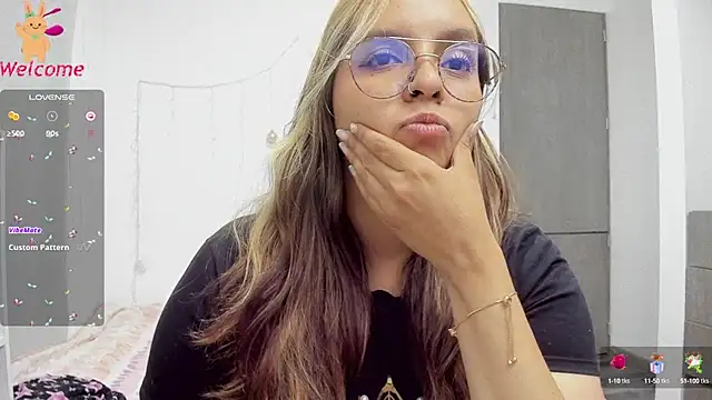 Valery7rose  online show from March 18, 1:43 am