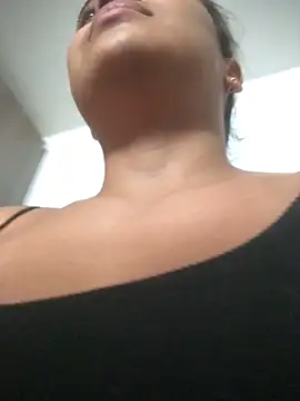 JuanaSimons online show from December 21, 11:12 pm