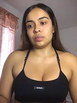 JuanaSimons online show from May 2, 10:04 pm
