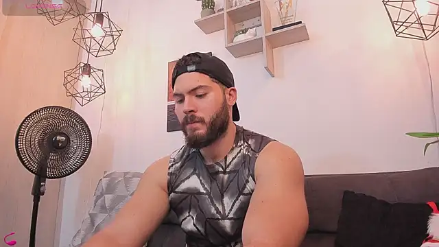 SebastianVilla  online show from December 16, 12:04 am