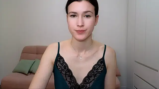AliciaNewell online show from January 15, 11:43 am