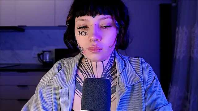 tradishka online show from January 30, 12:07 am