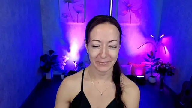 kimberlyray777 online show from March 8, 11:37 am