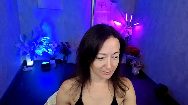 Snapshot of kimberlyray777 chatting on June 7, 2:43 pm kimberlyray777 online show from June 7, 2:43 pm