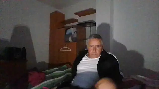 parejamlga58 online show from December 14, 9:41 pm