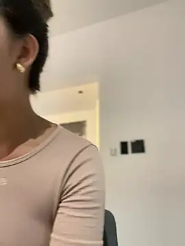 Snapshot of Emilia_Bakerr chatting on March 3, 6:12 pm Emilia Bakerr online show from March 3, 6:12 pm