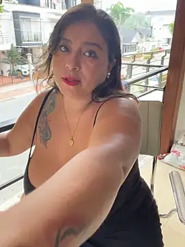 MrsFoucher online show from February 9, 9:49 pm