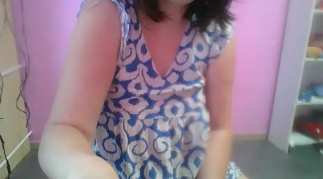 Lucinka1 online show from February 9, 7:05 am