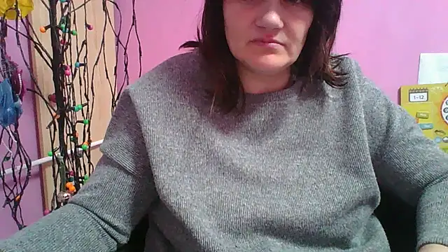 Lucinka1 online show from March 17, 6:11 pm