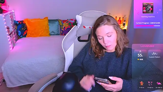 Karen morris online show from December 15, 3:31 pm