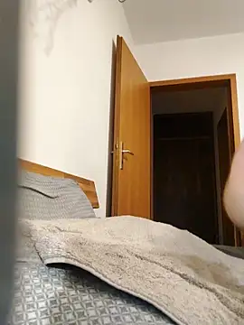 noidentiti online show from February 28, 12:10 am