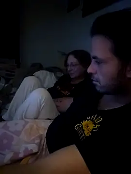 pumpitup123 online show from November 4, 5:50 am