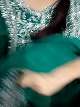 Snapshot of jenny4you chatting on January 26, 3:48 am jenny4you online show from January 26, 3:48 am