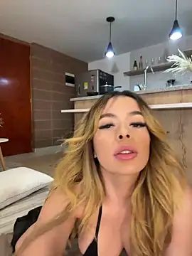 Snapshot of Alison_Diaz17 chatting on December 12, 11:03 pm Alison Diaz17 online show from December 12, 11:03 pm