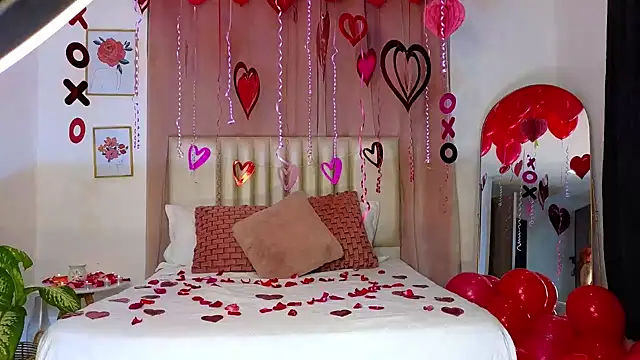 KristennBlue online show from February 15, 2:26 am