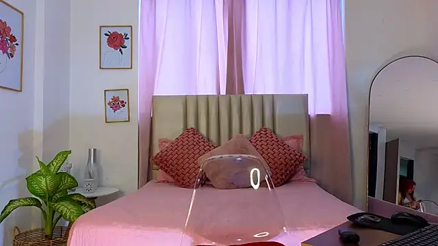 KristennBlue online show from February 21, 2:48 pm