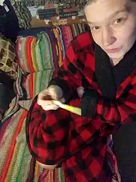 Snapshot of shadow199393 chatting on December 8, 9:52 pm shadow199393 online show from December 8, 9:52 pm