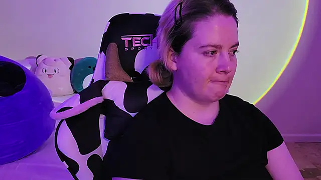 InternetFairy XO online show from December 15, 6:15 pm