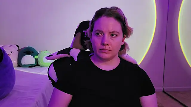 InternetFairy XO online show from December 16, 1:11 pm