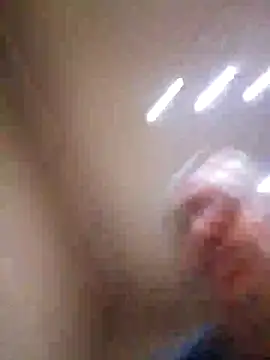 Snapshot of LSD669 chatting on February 20, 5:24 pm LSD669 online show from February 20, 5:24 pm