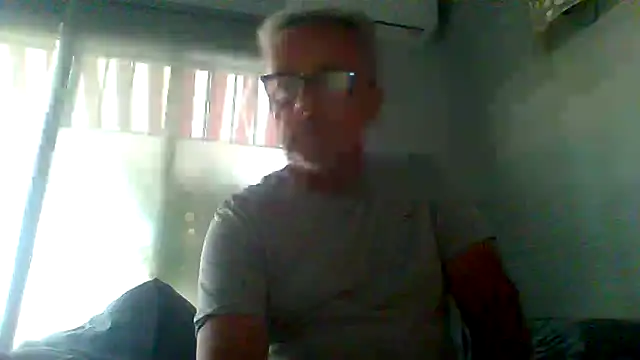 tuggy59 online show from November 12, 7:09 am