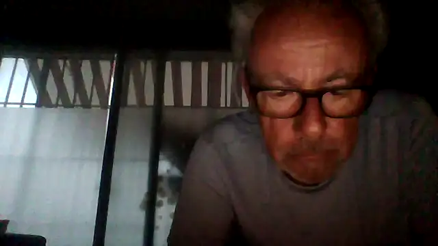 tuggy59 online show from November 14, 6:56 am