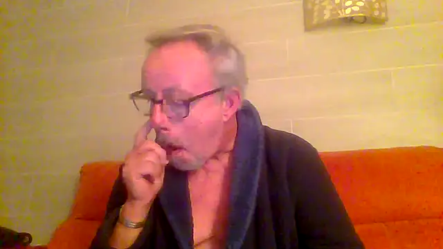 tuggy59 online show from February 6, 5:34 am