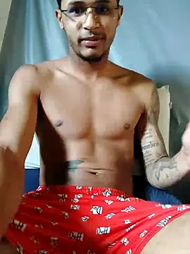 Snapshot of cirilopaupqueno chatting on September 29, 8:02 pm cirilopaupqueno online show from September 29, 8:02 pm