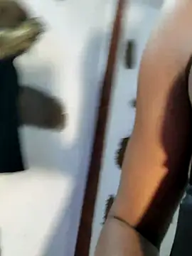 Jeniffer Jarvis online show from March 5, 7:06 pm