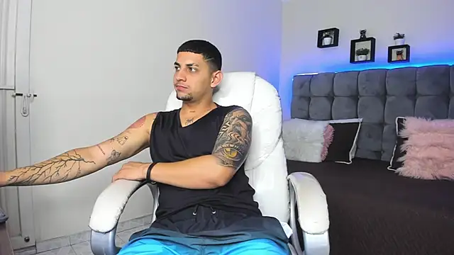 Alex cute77 online show from February 7, 12:39 pm