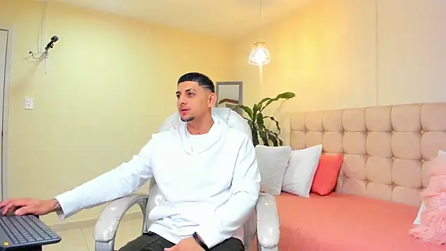 Alex cute77 online show from March 10, 12:26 pm