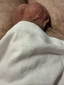 Snapshot of mhot20 chatting on September 10, 8:47 am mhot20 online show from September 10, 8:47 am