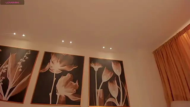 LindseyMoss online show from January 8, 3:29 am