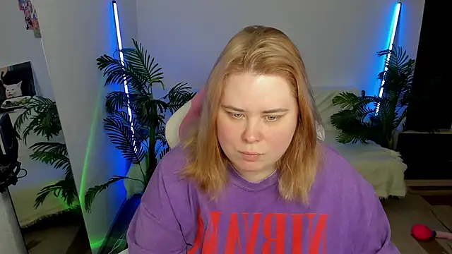 Akemi BBW online show from February 19, 6:32 pm