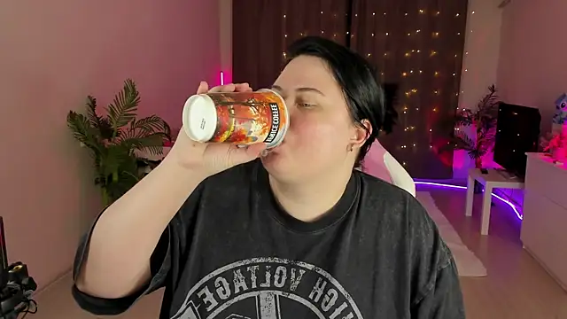 Akemi BBW online show from September 19, 5:46 pm