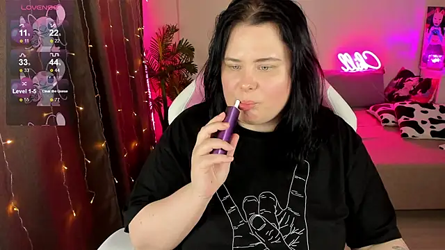 Akemi BBW online show from November 17, 5:52 pm